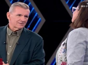 Τα έχασε ο Θαναηλάκης: Μητέρα πασίγνωστου μοντέλου πήγε στο Deal και έκανε αποκαλύψεις