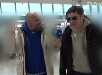Χριστόφορος Παπακαλιάτης: «Έλα, έλα, όχι!» – Γύρισε την πλάτη του και έφυγε τρέχοντας σε ερώτηση του Μπάκα
