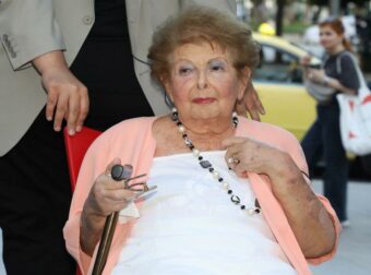 Βέφα Αλεξιάδου: Ο άνδρας που διεκδικεί χρήματα από τους νόμιμους κληρονόμους της