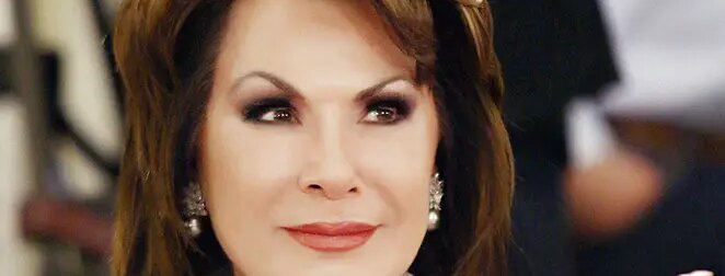«Δεν έχω κάνει ποτέ λίφτινγκ»: Η 67χρονη Γιάννα Αγγελοπούλου Δασκαλάκη λέει την αλήθεια για τις πλαστικές της