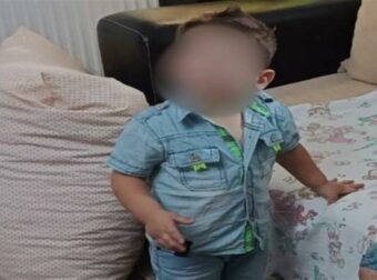 Ηράκλειο: Σοκάρουν τα νέα στοιχεία για τον 3χρονο Άγγελο – Σε δυνατή κλοτσιά οφείλεται η θλάση στο ήπαρ