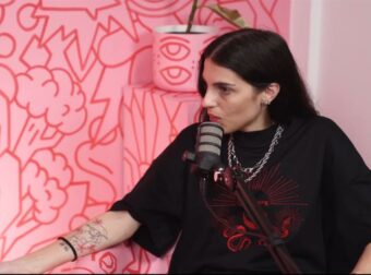 Άννα Μαρία Βέλλη: «Ήμουν 29 και δεν καταλάβαινα ότι ζω με χειριστικό άνθρωπο»