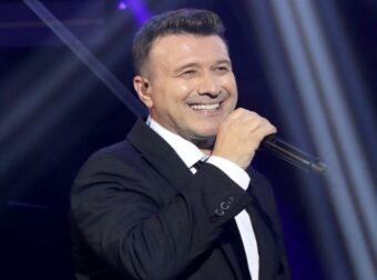 Πώς γράφτηκε η μεγαλύτερη επιτυχία του Γιάννη Πλούταρχου – Η ιστορία πίσω από «Το Καλύτερο Παιδί»
