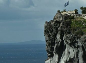 Προειδοποίηση Παπαζάχου για τους σεισμούς στις Κυκλάδες: «Δεν έχει απομακρυνθεί η πιθανότητα για ισχυρότερη δόνηση»