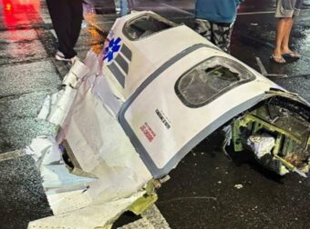 Σε συναγερμό για τις εναέριες τραγωδίες οι ΗΠΑ: Συγκλονιστικό βίντεο από το νέο δυστύχημα στην Φιλαδέλφεια