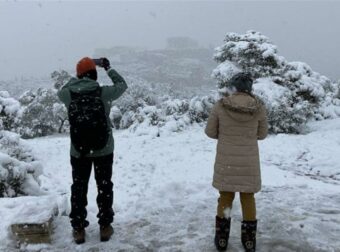 Καιρός: «Οι θερμοκρασίες στην Αθήνα θα είναι κατάλληλες για χιόνια» – Έρχεται βαρυχειμωνία με χιονοπτώσεις σε χαμηλά υψόμετρα της Αττικής