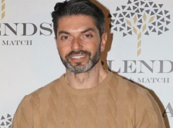 Σπύρος Μαρτίκας: Νυχτοπερπατήματα με καλλονή δημοσιογράφο μετά τον χωρισμό από τη Βρισηίδα