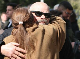 Κηδεία Αλέξη Κούγια: Σε άσχημη κατάσταση ο αδερφός του, Δημήτρης