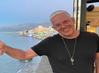 Ο Τάσος Δούσης γλεντά ξανά Παπαδόπουλο για την Εθνική Πινακοθήκη: «Είναι αισθητικός φασισμός και αυτό που κατάφερε ήταν…»