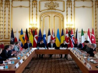Έντονες αντιδράσεις για την απουσία της Ελλάδας από τη σύνοδο κορυφής για την Ουκρανία – Οι αιχμές της αντιπολίτευσης