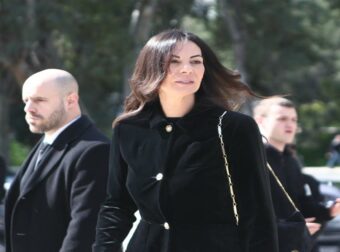 Άστραψε και βρόντηξε η Εύη Βατίδου: Όλη η αλήθεια για τη διαθήκη του Αλέξη Κούγια