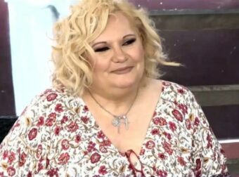 Σάλος με την Καίτη Φίνου: «Μακάρι να ήσουν στο πρώτο βαγόνι στα Τέμπη»