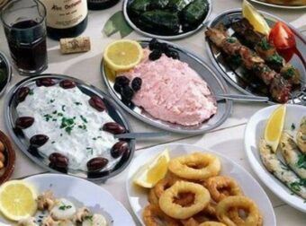 Τι να προσeξετε στο τραπέζι της Καθαράς Δευτέρας