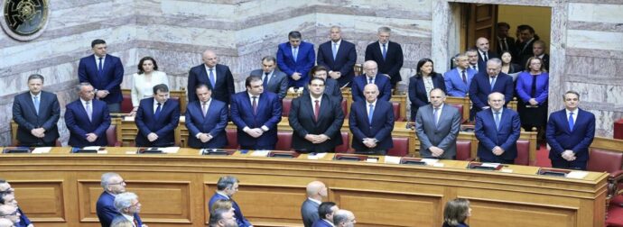 Ανασχηματισμός: Τα Τέμπη έκαναν άνω κάτω το υπουργείο Μεταφορών – Ποιοι καρατομήθηκαν