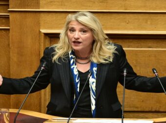 Δίκη Μάτι: Η εισαγγελέας «βλέπει» ένοχη τη Δούρου – Ποια είναι, εκτός πολιτικής, η βουλευτής του ΣΥΡΙΖΑ