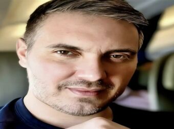 Δύσκολες ώρες για τον Μιχάλη Χατζηγιάννη: Το δημόσιο μήνυμα για την πρόβλημα υγείας μετά την ακύρωση της εμφάνισης του