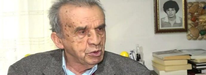 «Στο τζάμι… μία παλάμη κολλημένη στο παράθυρο»: Ανατριχιάζουν τα λόγια του 86χρονου επιζώντα από το πολύνεκρο σιδηροδρομικό δυστύχημα στο Δερβένι