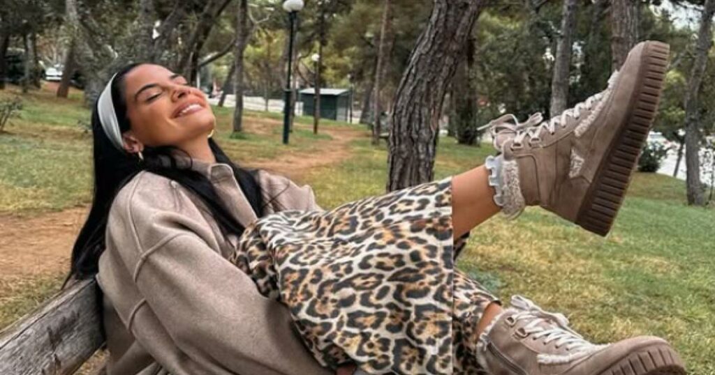 Χριστίνα Μπόμπα: Το αξιαγάπητο δώρο που της έκαναν οι δίδυμες κόρες της