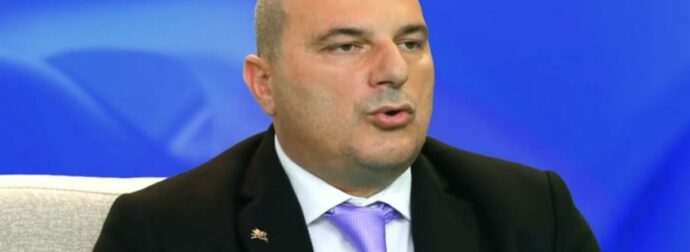 Big Brother: Αυτή είναι η σύζυγος του Δημήτρη Μπίτζιου – «Φοβάται που μπαίνω στο παιχνίδι, τις άλλες γυναίκες»