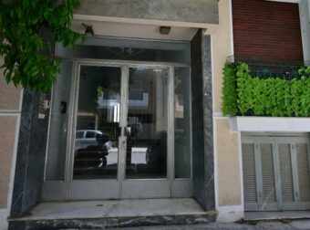 Δολοφονία στην Καλλιθέα: Τι εξετάζουν οι Αρχές – «Φως» θα ρίξει η κατάθεση της συζύγου του θύματος