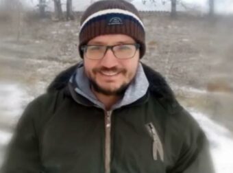 Βασίλης Καλογήρου: «Θρίλερ» με τα κομμένα δαχτυλά του – Νέα στοιχεία για το πότε έγιναν τα τραύματα