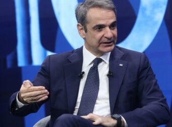 Μητσοτάκης από Δελφούς: Είμαι ικανοποιημένος που ο Τραμπ πάτησε το κουμπί της παύσης στους δασμούς