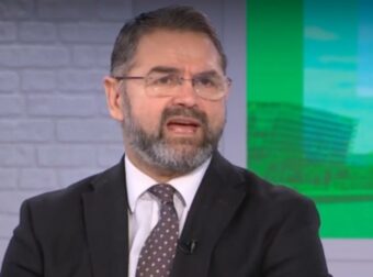 Απίστευτη αποκάλυψη από τον Σταύρο Μπαλάσκα για γνωστές Ελληνίδες: «Έκαναν β@ζιτες στη Μύκονο και το πρωί ήταν στην εκπομπή»