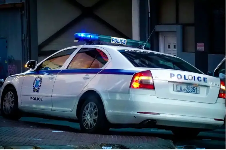 Εξάρχεια: Σύριος επιχείρησε να βιάσει 22χρονη στη Σόλωνος – Περαστικοί τον ακινητοποίησαν και τον παρέδωσαν στις Αρχές