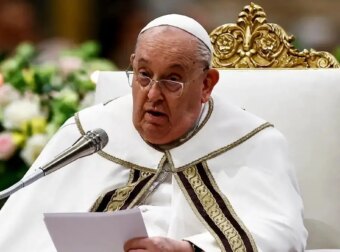 ΕΚΤΑΚΤΟ: Εκοιμήθη ο Πάπας Φραγκίσκος – Η ανακοίνωση από το Βατικανό
