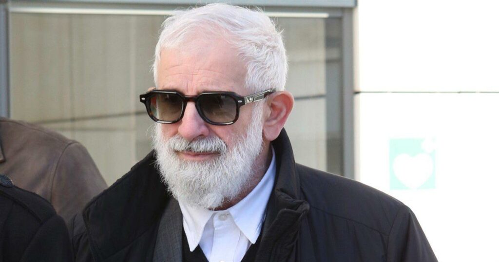 Φιλιππίδης: Σοκάρει στέλεχος καναλιού – «Μου έδειξε τα γεννητικά του όργανα και μου είπε βάλτο στο στόμα σου»
