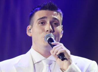 Γιώργος Κακοσαίος: «Πηγαδάκια» πίσω από την πλάτη του γιου του Γιάννη Πλούταρχου – Έξαλλοι μαζί του