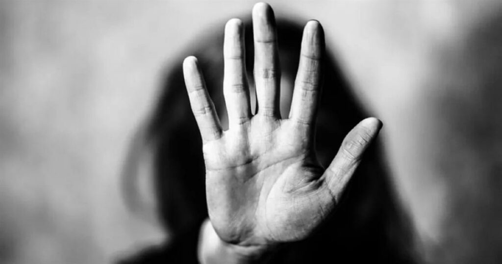 Αδιανόητο σκηνικό στη Θεσσαλονίκη: Συνελήφθη 93χρονος που ξυλοκόπησε με μπαστούνι την 86χρονη σύζυγό του