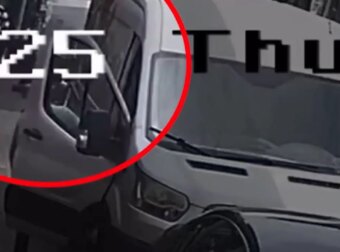 Βίντεο ντοκουμέντο από το τροχαίο με εγκατάλειψη – Η στιγμή που ο οδηγός ΙΧ παραβιάζει το κόκκινο και πέφτει πάνω στην μηχανή