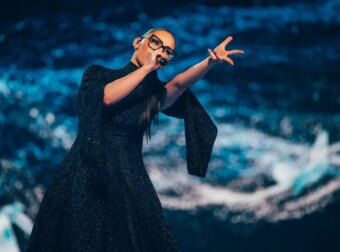 Eurovision: Στη δημοσιότητα το πρώτο βίντεο με την Klavdia για τη συμμετοχή της Ελλάδας