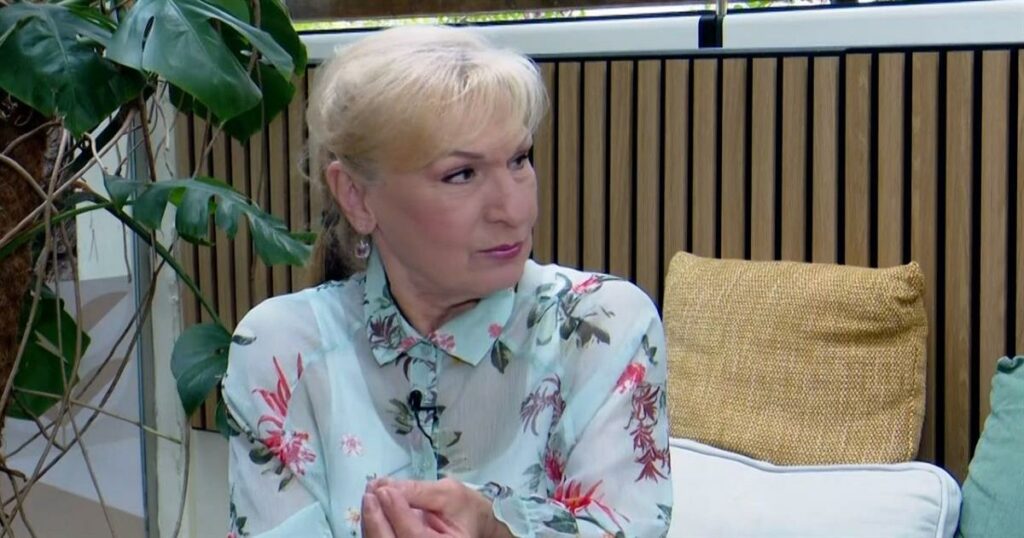 Σόφη Ζαννίνου: «Γιατί να φορτωθώ έναν χριστιανό, για να πηγαίνω στα μοναστήρια;»