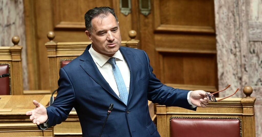 «Μη σταυρώσουμε τον νοσηλευτή» λέει ο Γεωργιάδης ενώ η 62χρονη που πήρε λάθος αίμα χαροπαλεύει στο Τζάνειο