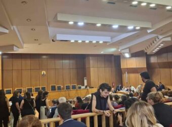 Δίκη για την τραγωδία στο Μάτι: Αθώοι Δούρου, Μπουρνούς και Ψινάκης – Ένοχοι 10 κατηγορούμενοι