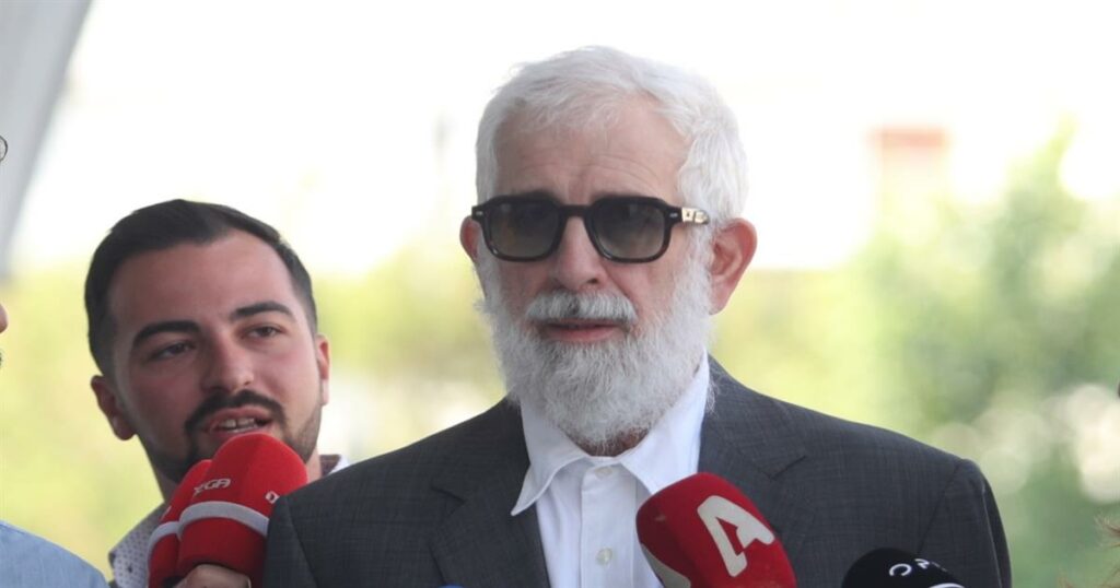 Πέτρος Φιλιππίδης: «Επιδόθηκε σε πεολειχία, εγώ “τελείωσα” στο χέρι μου» – Η περιγραφή για την καταγγελία βιασμού στο αυτοκίνητο