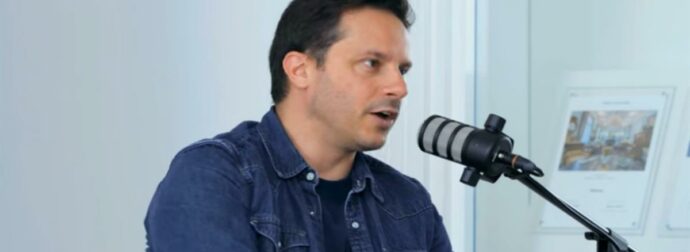 Δημήτρης Μακαλιάς: Οι τάσεις αυτοκτονίας, ο χαμός του αδελφού του και ο φόβος του θανάτου