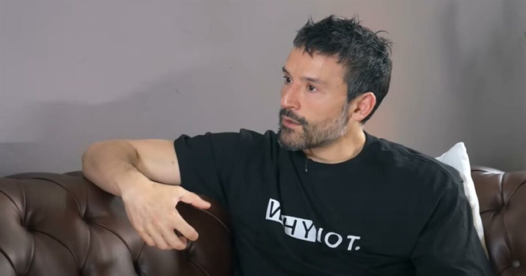 Συγκλονίζει ο Ραφαηλίδης για τον θάνατο του αδερφού του: «Σκεφτόμουν μήπως έγινε καμία βλακεία και έσπρωξα εγώ το παιδί»