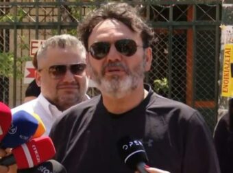 Ελεύθερος με περιοριστικούς όρους ο Στάθης Αγγελόπουλος – Τι δήλωσε ο ίδιος