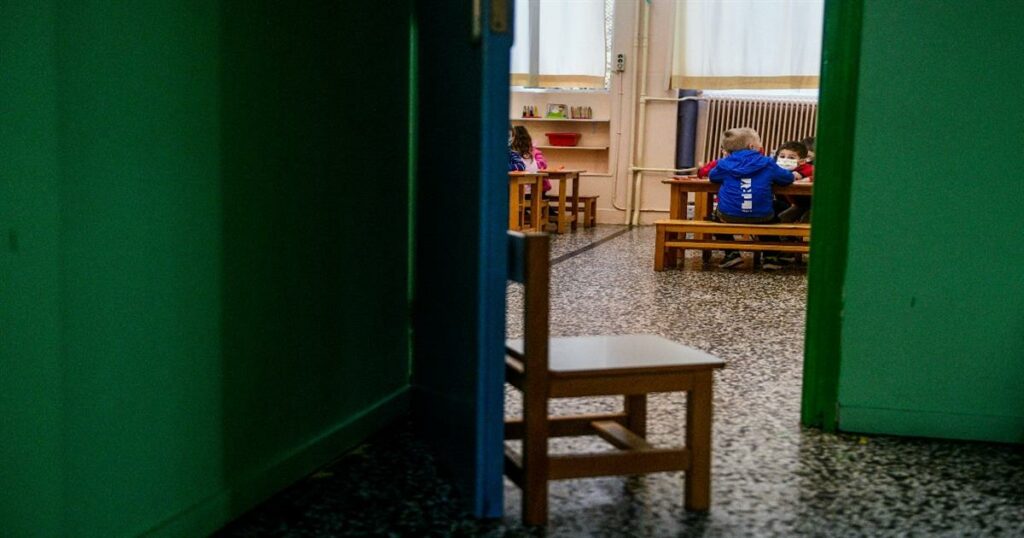 Χανιά: Εκπαιδευτικός εκδιώχθηκε παράνομα από το σπίτι της – «Μου έκοψε ρεύμα, νερό και έβγαλε την πόρτα»