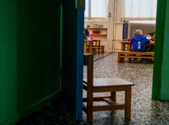 Χανιά: Εκπαιδευτικός εκδιώχθηκε παράνομα από το σπίτι της – «Μου έκοψε ρεύμα, νερό και έβγαλε την πόρτα»