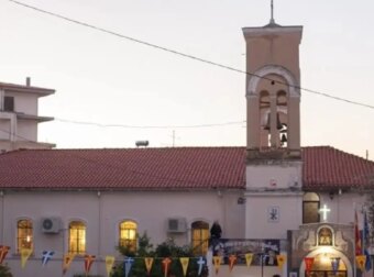 Άνδρας μπούκαρε σε εκκλησία βρίζοντας γιατί τον ξύπνησαν οι καμπάνες