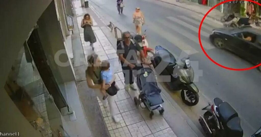 Ηράκλειο: Βίντεο σοκ με παράσυρση διανομέα που σταμάτησε σε διάβαση πεζών – Οδηγός τον εμβόλισε και τον εγκατέλειψε