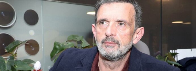 Κακούρης: Η κατάθλιψη και η απάντηση για τη σύζυγό του – «Η Αλίκη δεν θέλει να μιλάω για εκείνη»