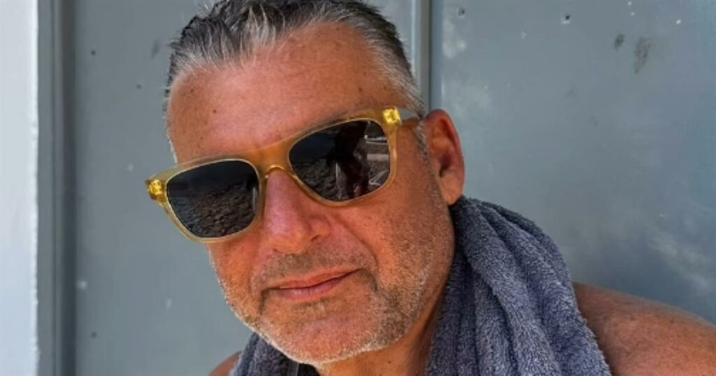 Γιώργος Λιάγκας: Βόλτα σε πολυτελές και μοντέρνο σκάφος στο Αιγαίο με τους δύο γιους του (Βίντεο)