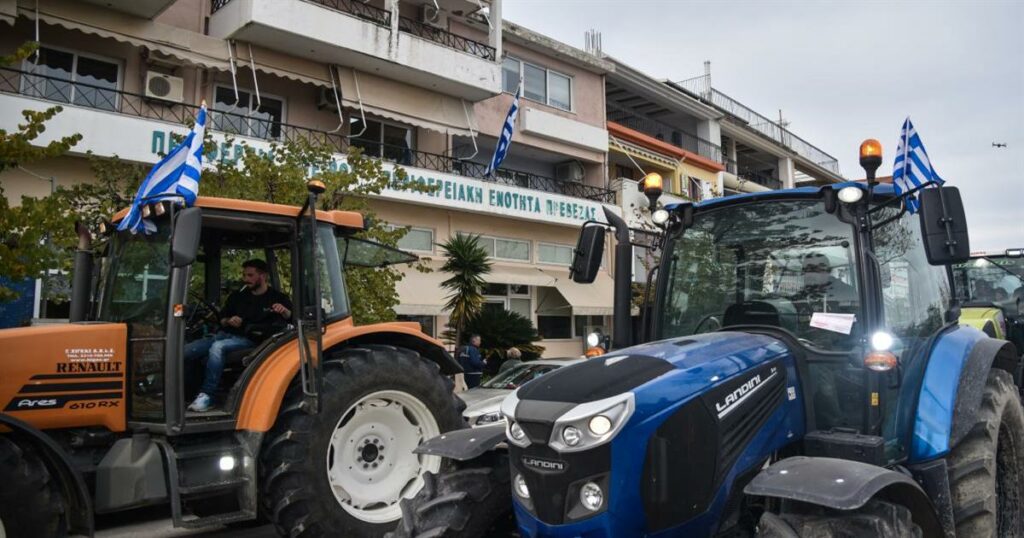 Αγρότες: Η μεγάλη απόφαση για τα μπλόκα – Ποιοι αποχωρούν και ποιοι προτείνουν «απόβαση» στην Αθήνα