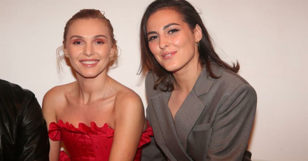 Έμεινε έγκυος στα 13 της: Η μαθήτρια γuμνασία Τάμτα μαζί με το μωρό της – Διέρρευσε φώτο της για 1η φόρα