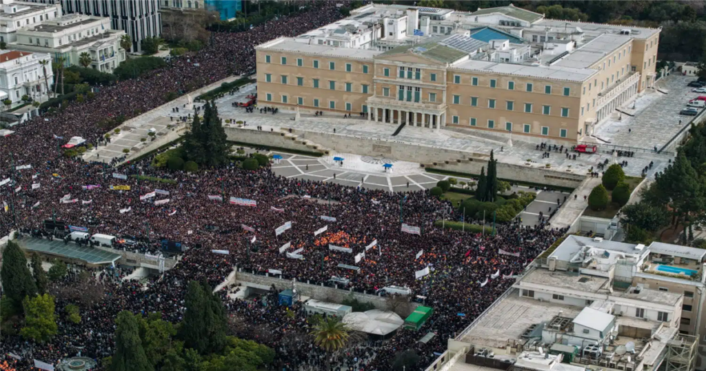 Τέμπη: Συλλαλητήρια σε όλη τη χώρα για την επέτειο της τραγωδίας, σε επιφυλακή 5.000 αστυνομικοί στην Αθήνα – Πώς θα κινηθούν τα Μέσα